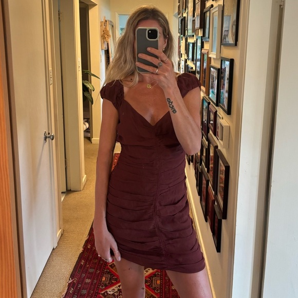 Wilfred Aritzia Brown Veda Ruched Off Shoulder Zip Up Bodycon Contour Mini Dress - Picture 5 of 17